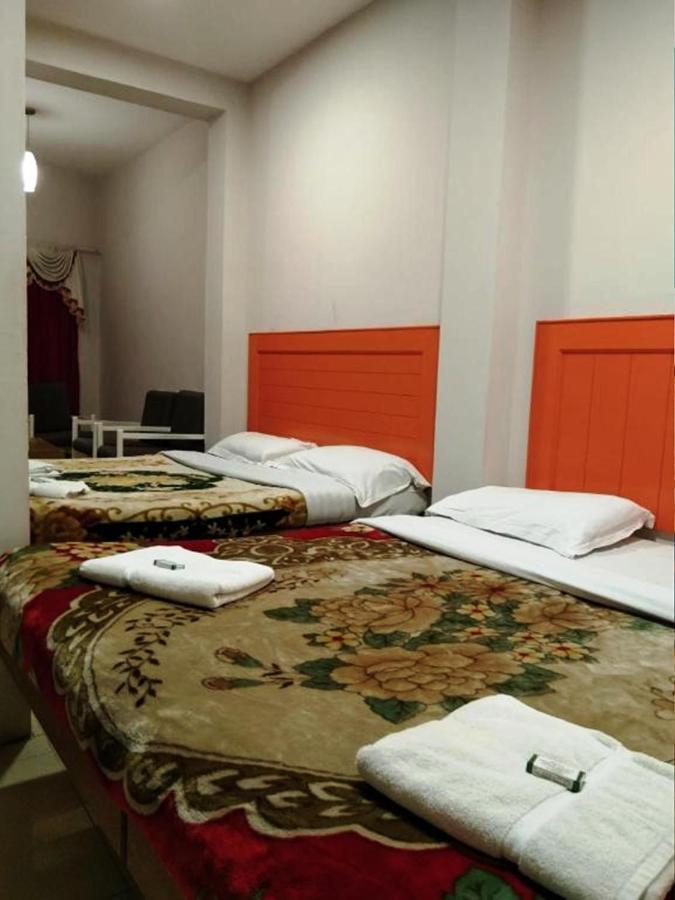 Hotel Preethi Palace Ооти Екстериор снимка