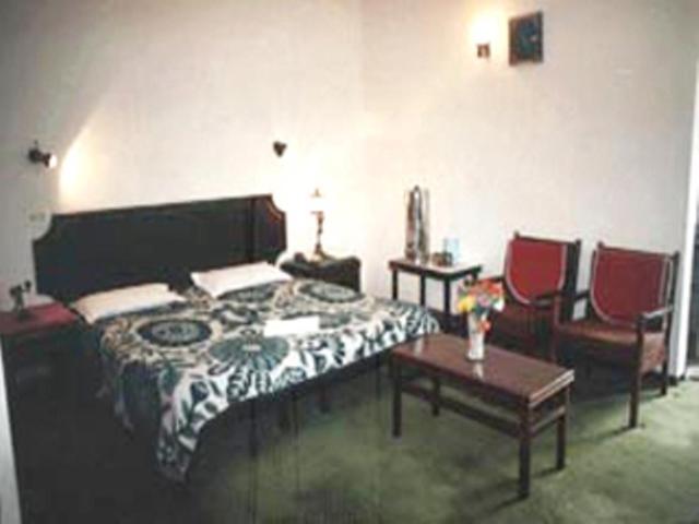 Hotel Preethi Palace Ооти Стая снимка